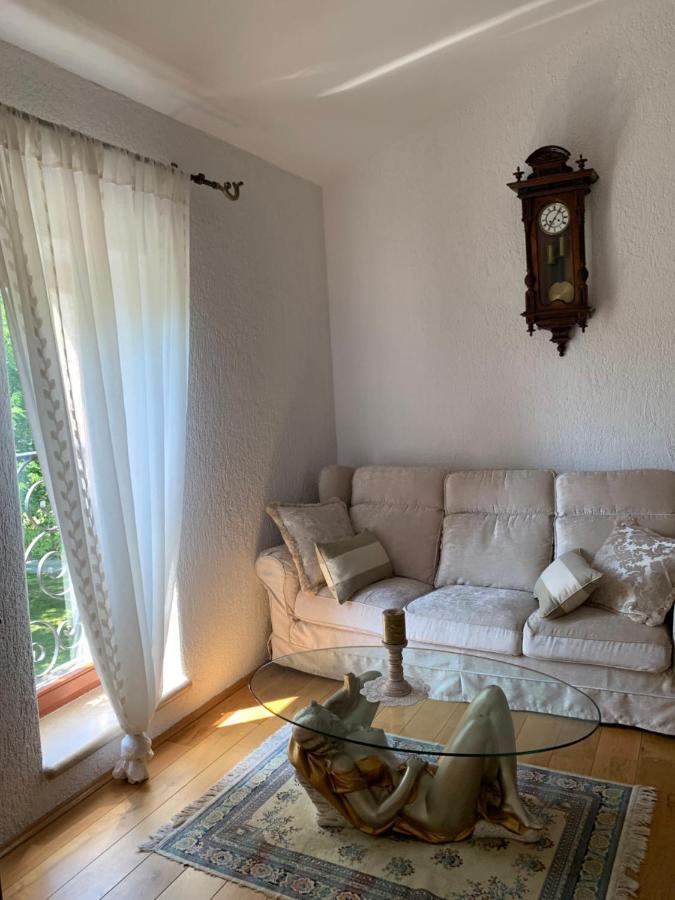 Villa Castello Rausch Valkarin Bagian luar foto