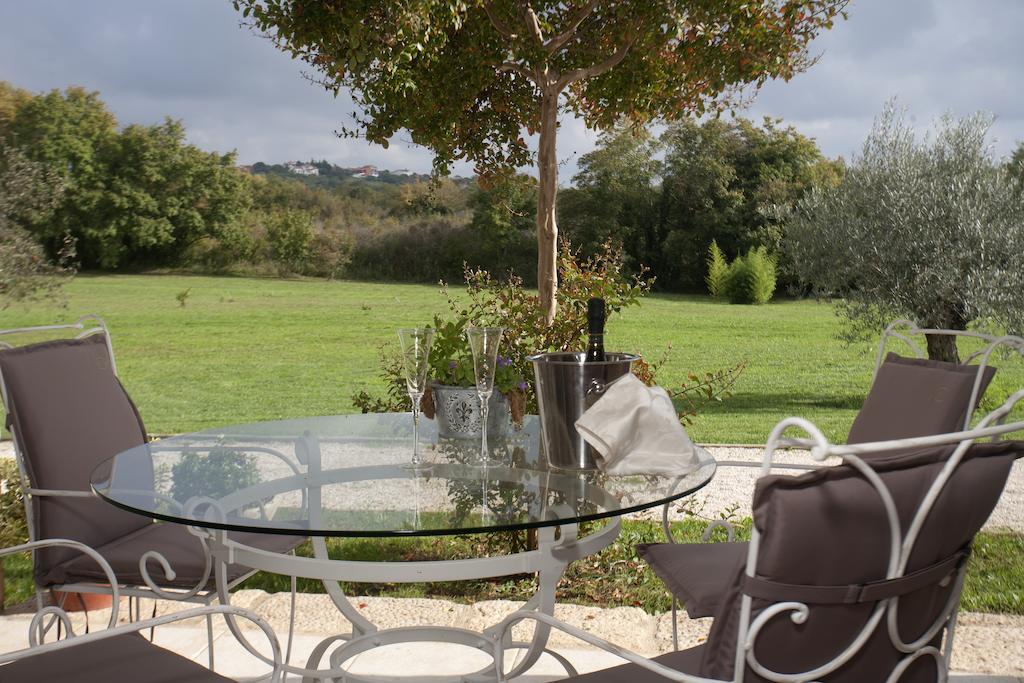 Villa Castello Rausch Valkarin Ruang foto