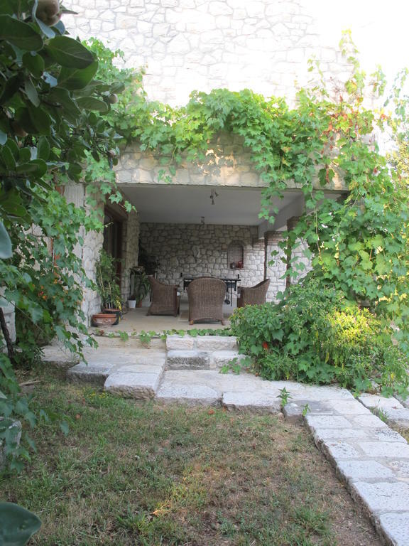 Villa Castello Rausch Valkarin Bagian luar foto