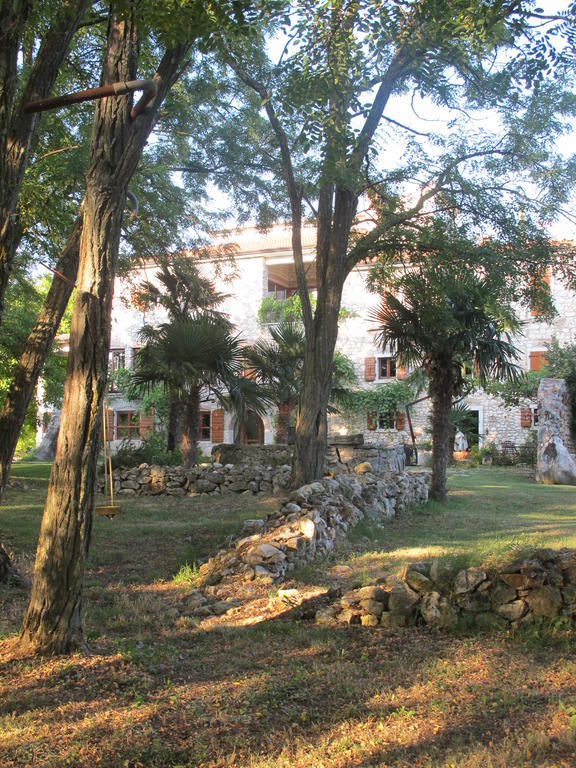 Villa Castello Rausch Valkarin Bagian luar foto